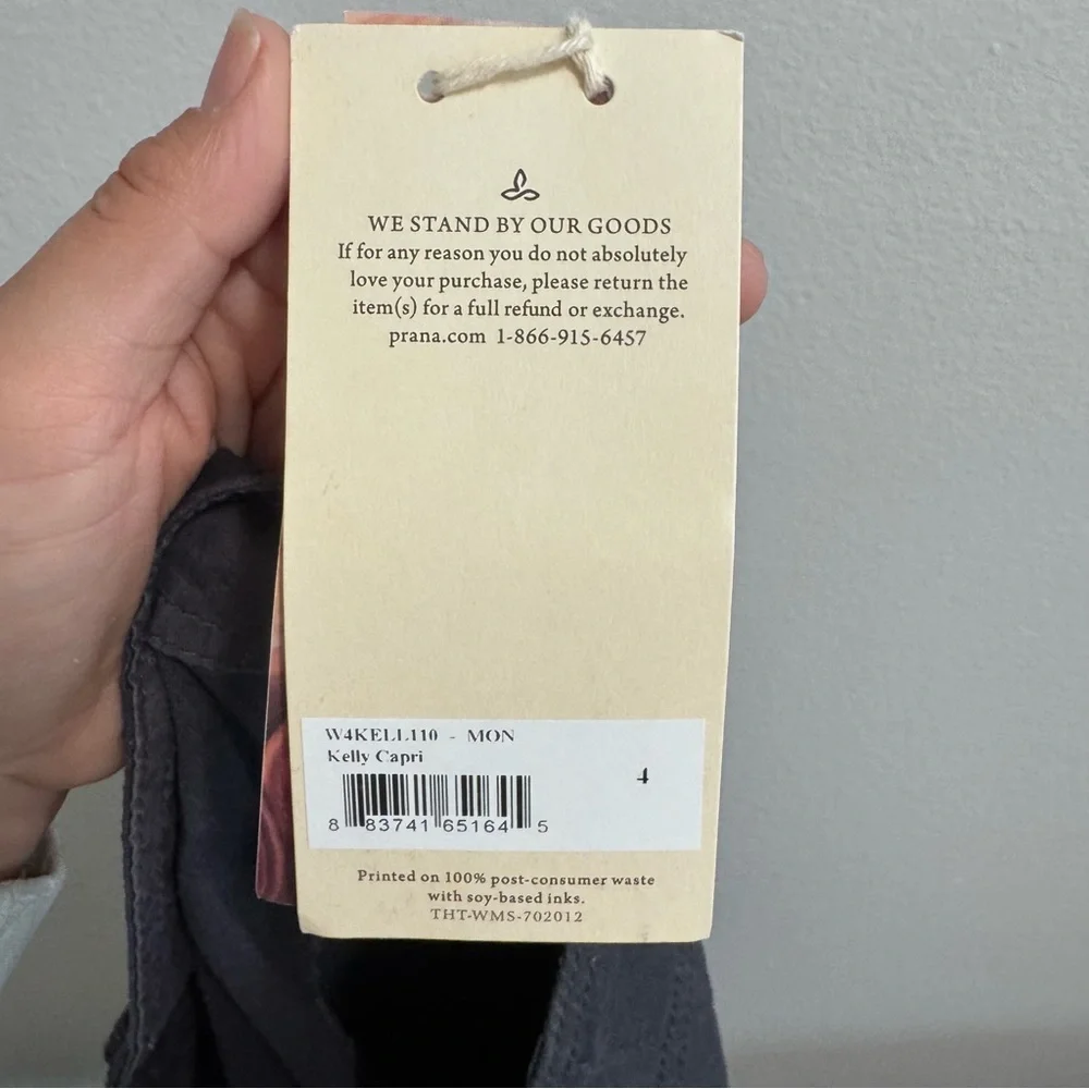 NWT Prana Kelly Capri Cargo Dark Blue Size 4 - Picture 15 of 15